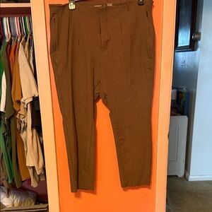 Old Navy Women’s Extra High Rise Polished Pixie Skinny